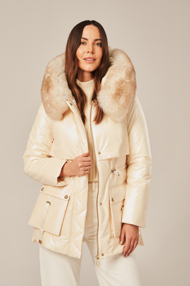 Női télikabát kapucnival